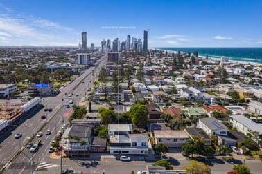 3/43 Alfred Street Mermaid Beach QLD 4218 - Image 2