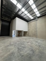 Click to view all images 10/235 Robinsons Road Ravenhall VIC 3023 - Image 3