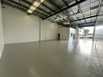 2/40 Pacific Avenue Miami QLD 4220 - Image 3