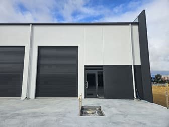 6/9 Deviation Way Neerabup WA 6031 - Image 1