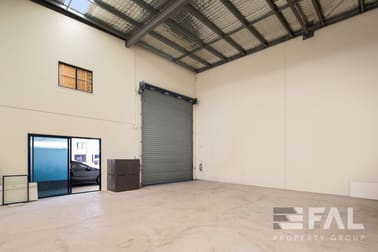 Unit 2A/3-5 Hinkler Court Brendale QLD 4500 - Image 1