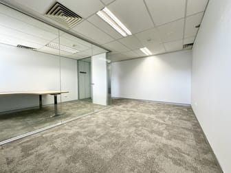 Unit 2 Level 5 17-21 University Avenue City ACT 2601 - Image 2