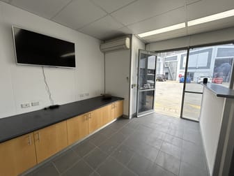 2.5/117 Flemington Road Mitchell ACT 2911 - Image 3