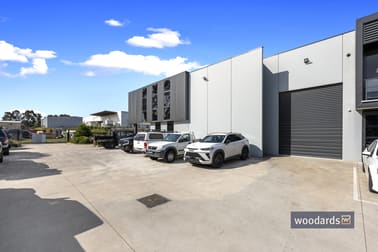 1 Sunshine Place Chirnside Park VIC 3116 - Image 3