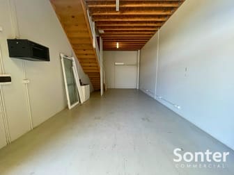 2/20 Harrington Street Arundel QLD 4214 - Image 3