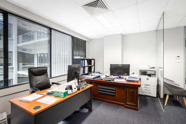2.13/33 Lexington Drive Bella Vista NSW 2153 - Image 2