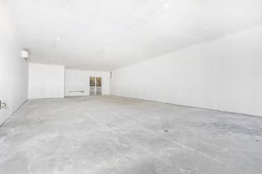 Click to view all images 379 Yaamba Road Park Avenue QLD 4701 - Image 2