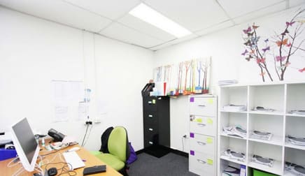 1933 Logan Road Upper Mount Gravatt QLD 4122 - Image 2