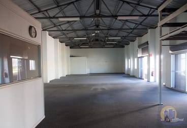 19 Macrossan Street Childers QLD 4660 - Image 2