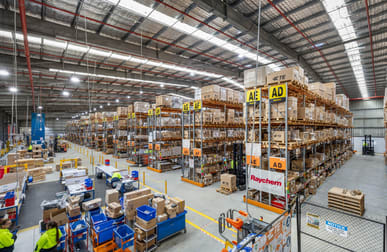 Unit 2, 3 Corella Close Berkeley Vale NSW 2261 - Image 1