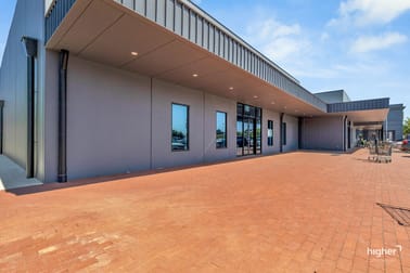 B1-B2/121-123 Heaslip Road Angle Vale SA 5117 - Image 2