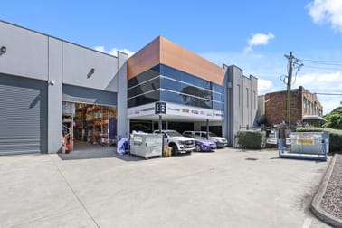 2/2 Royan Place Bayswater North VIC 3153 - Image 1