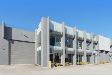 2/38 White Street Port Melbourne VIC 3207 - Image 1
