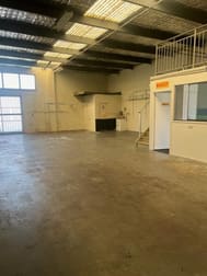 Unit 2/29 Bailey Crescent Southport QLD 4215 - Image 3