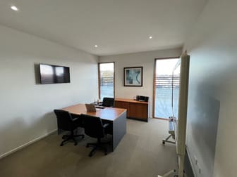 4/50 Hitchcock Ave Barwon Heads VIC 3227 - Image 3