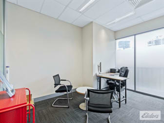 22 Baildon Street Kangaroo Point QLD 4169 - Image 3