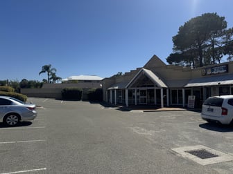 Click to view all images 1 & 2/134 Le Souef Drive Kardinya WA 6163 - Image 2