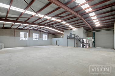 1/10 Kembla Street Cheltenham VIC 3192 - Image 3