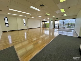 2/24 Bay Street Southport QLD 4215 - Image 2