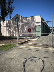 1/127 Bulimba Street Bulimba QLD 4171 - Image 1