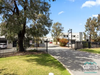 2/5 Merino Entrance Cockburn Central WA 6164 - Image 2