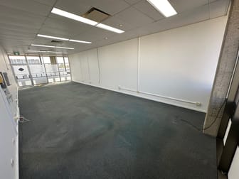 8c/120 Wood Street Mackay QLD 4740 - Image 2