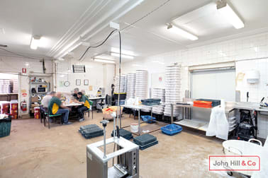 Click to view all images 2/2-4 Nelson Road Yennora NSW 2161 - Image 3