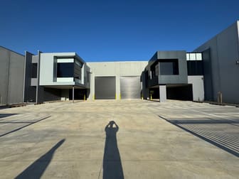 1/26 Rainer Crescent Clyde North VIC 3978 - Image 3