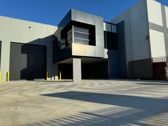 2/26 Rainer Crescent Clyde North VIC 3978 - Image 2