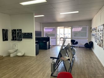 2/90 Raglan Street Roma QLD 4455 - Image 2