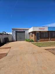 2/235 Dugan Street Kalgoorlie WA 6430 - Image 2