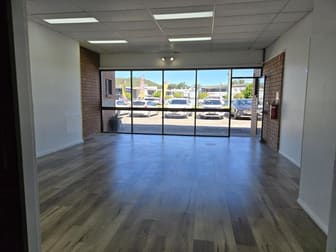 Unit 2/305 Manns Road West Gosford NSW 2250 - Image 2