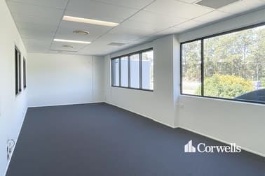 2/1 Crown Court Varsity Lakes QLD 4227 - Image 3