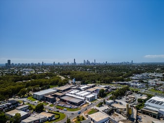 9/5 Bailey Crescent Southport QLD 4215 - Image 1
