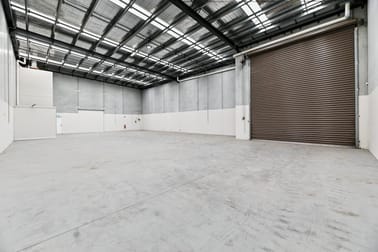 2 Rawanne Close Pakenham VIC 3810 - Image 2