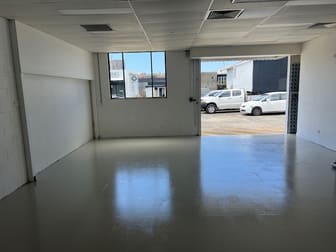 1B/65 West Burleigh Road Burleigh Heads QLD 4220 - Image 2