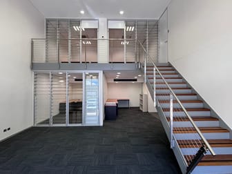 Unit 4/5-7 Barlow Street South Townsville QLD 4810 - Image 1