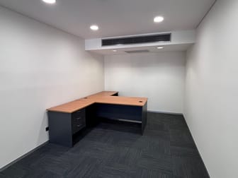 Unit 4/5-7 Barlow Street South Townsville QLD 4810 - Image 3
