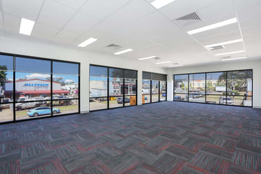 Units 1-5/2 Hannabus Place Mulgrave NSW 2756 - Image 3