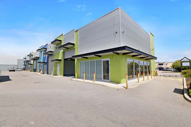 6/2 Panama Street Canning Vale WA 6155 - Image 1