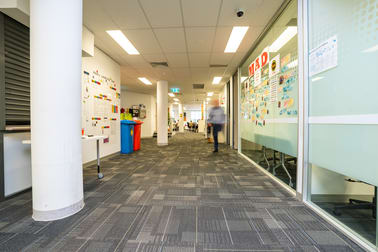 Level 2/553-555 Smollett Street Albury NSW 2640 - Image 2
