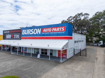 UNIT 2 / 108 FERRY RD Southport QLD 4215 - Image 3