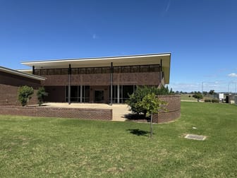 2 Capstan Drive Dubbo NSW 2830 - Image 1