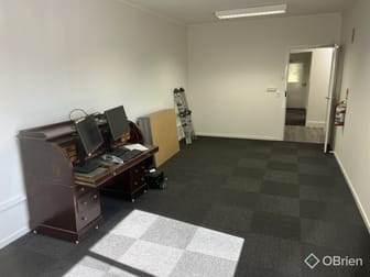 27 Riverine Street Bairnsdale VIC 3875 - Image 3