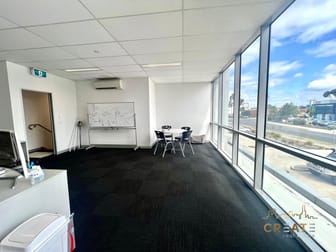 27 Cabot Drive Altona North VIC 3025 - Image 2