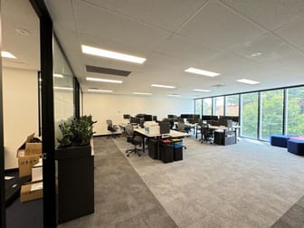 Unit 4, 2 Phillip Court Port Melbourne VIC 3207 - Image 2