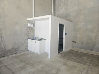 2/9 Deviation Way Neerabup WA 6031 - Image 3