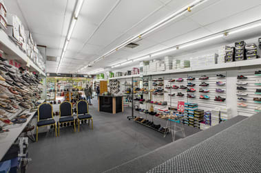67 Hamilton Place Mount Waverley VIC 3149 - Image 3
