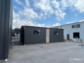 2/33 Hovell Street Wodonga VIC 3690 - Image 1
