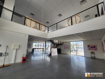 4/1 Millers Road Brooklyn VIC 3012 - Image 2